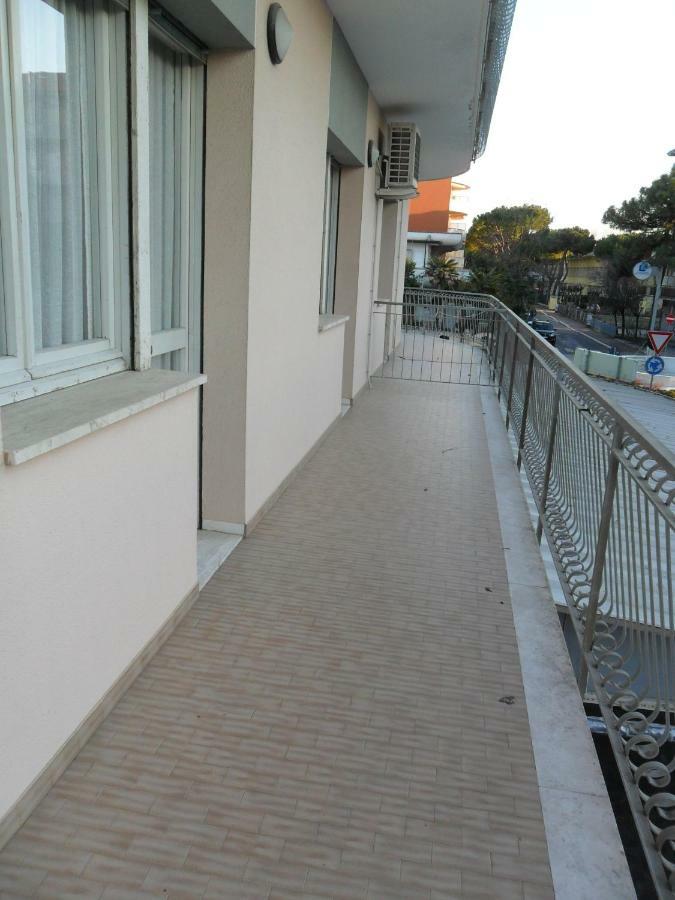 Vacanzemarecervia Appartamenti Terzo Piano Kültér fotó